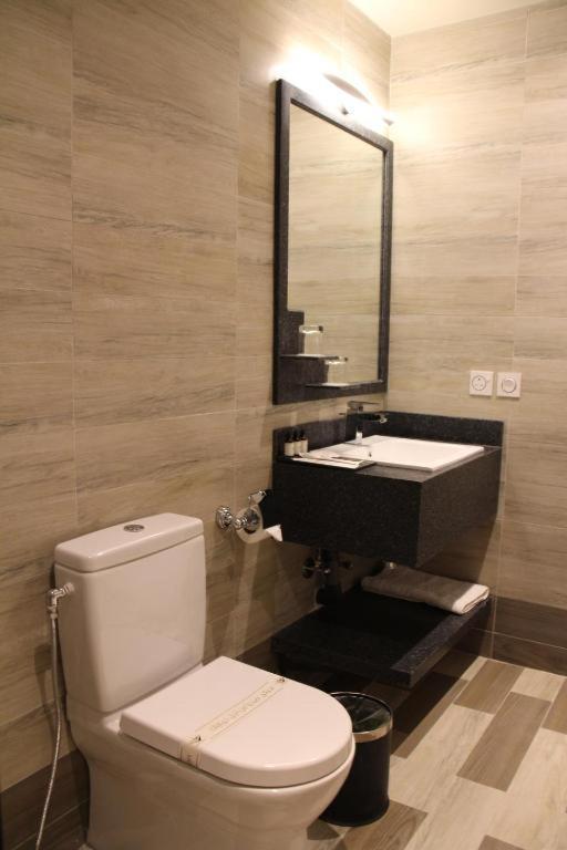 Ḩafar al Bāţin Seven Palaces Hotel מראה חיצוני תמונה