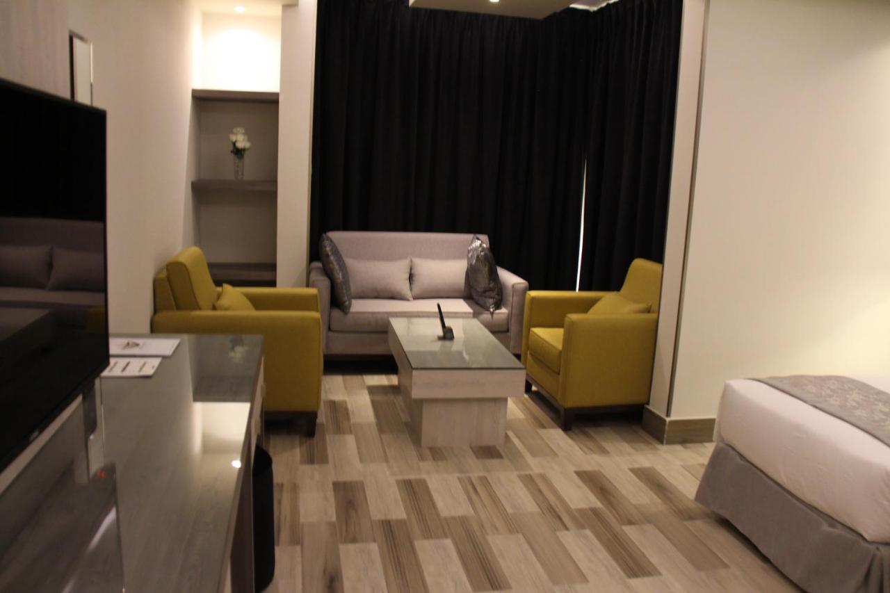Ḩafar al Bāţin Seven Palaces Hotel מראה חיצוני תמונה